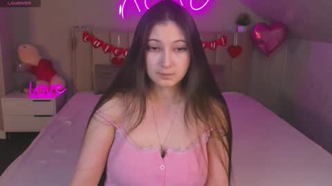 Snapshot of ella_burns chatting on February 21, 2026, 9:21 am Ella online show from February 21, 2026, 9:21 am