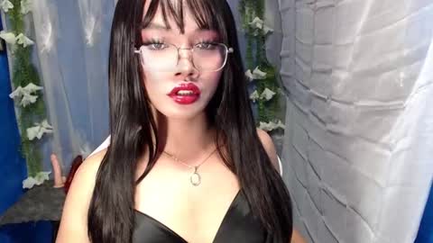 Ella online show from October 30, 2025, 11:22 am