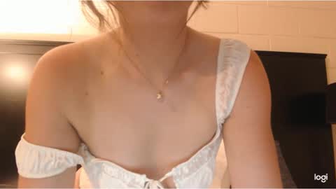Ella - Girl Next Door online show from March 6, 2025, 9:03 am