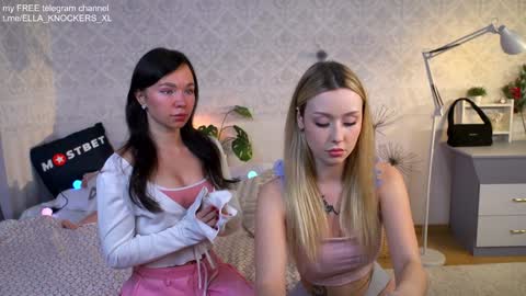 Snapshot of ella_knockers_xl chatting on December 8, 2024, 11:24 am Ella      NEXT STREAM 21 november online show from December 8, 2024, 11:24 am