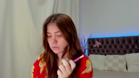 Ella Mayers online show from February 27, 2025, 3:36 am