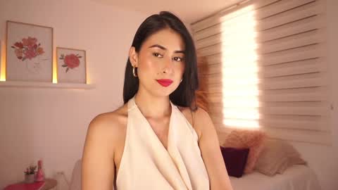 ELLA OWEN online show from September 17, 2025, 3:14 pm