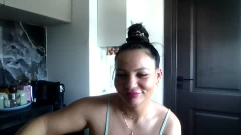 Ella online show from June 25, 2026, 10:09 am