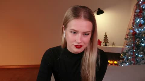 Ella online show from January 2, 2025, 8:46 pm