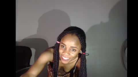 Snapshot of ellababy8 chatting on October 1, 2025, 5:57 am ella online show from October 1, 2025, 5:57 am