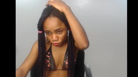 Snapshot of ellababy8 chatting on October 5, 2025, 5:06 am ella online show from October 5, 2025, 5:06 am