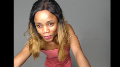 Snapshot of ellababy8 chatting on October 14, 2025, 11:27 pm ella online show from October 14, 2025, 11:27 pm
