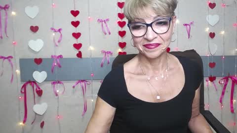 Snapshot of ellabonito chatting on January 22, 2025, 9:35 am EllaBonito online show from January 22, 2025, 9:35 am