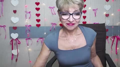 Snapshot of ellabonito chatting on January 25, 2025, 12:58 pm EllaBonito online show from January 25, 2025, 12:58 pm