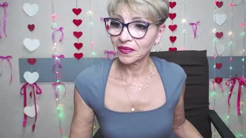 Snapshot of ellabonito chatting on January 25, 2025, 4:03 pm EllaBonito online show from January 25, 2025, 4:03 pm