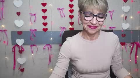 Snapshot of ellabonito chatting on January 26, 2025, 3:47 pm EllaBonito online show from January 26, 2025, 3:47 pm