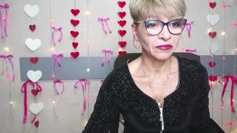 Snapshot of ellabonito chatting on January 27, 2025, 6:30 am EllaBonito online show from January 27, 2025, 6:30 am