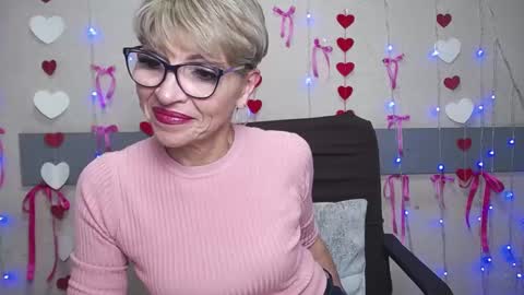 Snapshot of ellabonito chatting on February 2, 2025, 12:35 pm EllaBonito online show from February 2, 2025, 12:35 pm