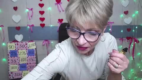 Snapshot of ellabonito chatting on February 5, 2025, 12:27 pm EllaBonito online show from February 5, 2025, 12:27 pm