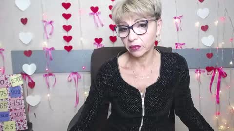 Snapshot of ellabonito chatting on February 9, 2025, 6:22 am EllaBonito online show from February 9, 2025, 6:22 am