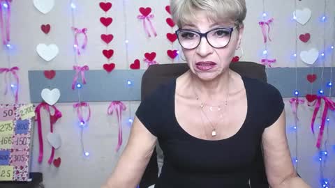 Snapshot of ellabonito chatting on February 16, 2025, 6:21 am EllaBonito online show from February 16, 2025, 6:21 am