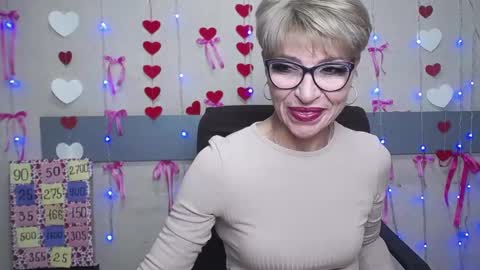 Snapshot of ellabonito chatting on February 17, 2025, 12:27 pm EllaBonito online show from February 17, 2025, 12:27 pm