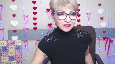 Snapshot of ellabonito chatting on February 19, 2025, 9:39 am EllaBonito online show from February 19, 2025, 9:39 am