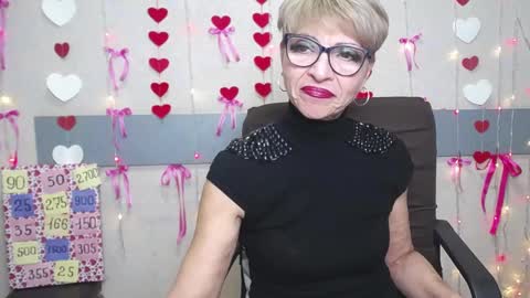 Snapshot of ellabonito chatting on February 19, 2025, 12:44 pm EllaBonito online show from February 19, 2025, 12:44 pm