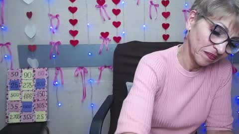 Snapshot of ellabonito chatting on February 24, 2025, 4:15 pm EllaBonito online show from February 24, 2025, 4:15 pm