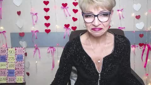 Snapshot of ellabonito chatting on February 28, 2025, 12:52 pm EllaBonito online show from February 28, 2025, 12:52 pm