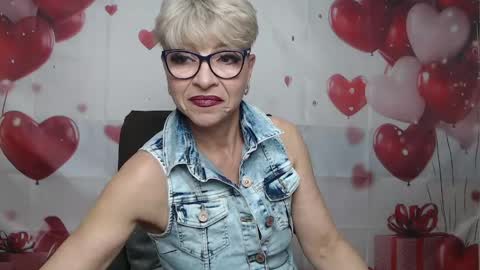 EllaBonito online show from May 10, 2026, 5:34 am