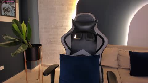 EllaClark online show from January 19, 2025, 11:34 am