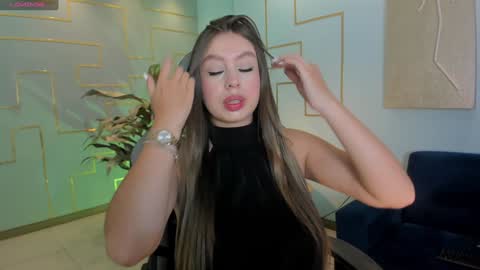 EllaClark online show from January 29, 2025, 6:50 pm