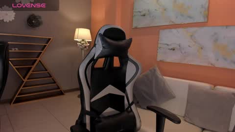 EllaClark online show from February 19, 2025, 6:54 pm