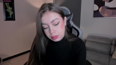 Snapshot of ellaclark chatting on September 29, 2025, 6:57 pm EllaClark online show from September 29, 2025, 6:57 pm