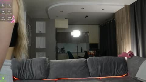 say hey to Amanda online show from February 4, 2026, 2:17 am