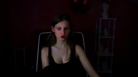 Ella online show from March 9, 2025, 1:26 pm