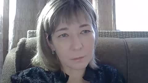 ellajohnsonx online show from February 7, 2025, 11:45 am