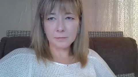 ellajohnsonx online show from September 26, 2025, 1:59 pm