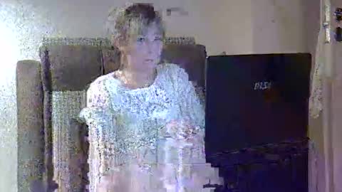 Snapshot of ellajohnsonx chatting on February 6, 2026, 3:15 pm ellajohnsonx online show from February 6, 2026, 3:15 pm