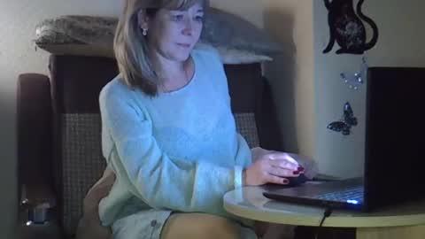 Snapshot of ellajohnsonx chatting on March 22, 2026, 9:07 pm ellajohnsonx online show from March 22, 2026, 9:07 pm