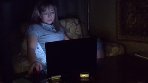 Snapshot of ellajohnsonx chatting on April 3, 2026, 8:51 pm ellajohnsonx online show from April 3, 2026, 8:51 pm