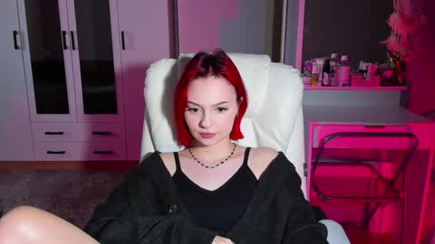 ellales online show from September 26, 2025, 10:08 am