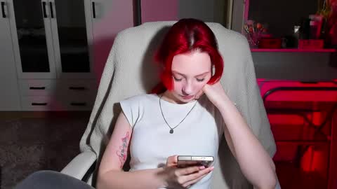 ellales online show from May 10, 2026, 2:44 pm