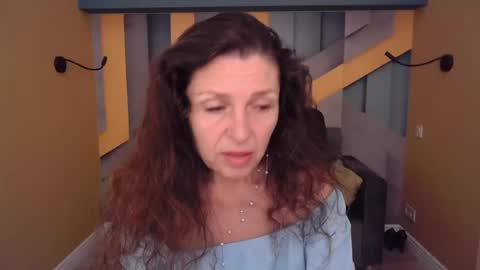EllaLongs online show from June 12, 2026, 11:20 am