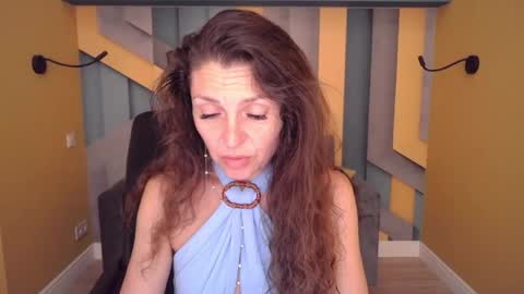EllaLongs online show from June 28, 2026, 11:38 am
