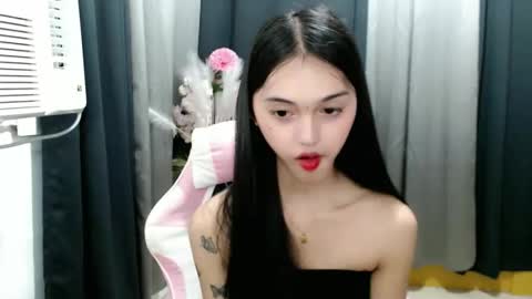 Snapshot of ellamiller69 chatting on May 6, 2026, 3:28 pm ELLA online show from May 6, 2026, 3:28 pm