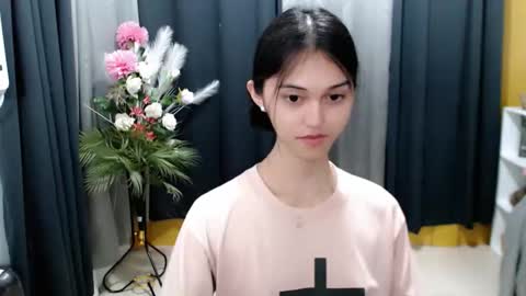 Snapshot of ellamiller69 chatting on May 14, 2026, 8:48 pm ELLA online show from May 14, 2026, 8:48 pm