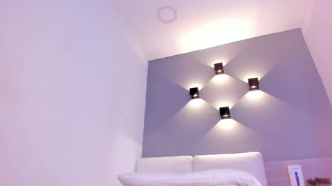 Ella online show from January 28, 2025, 10:56 am