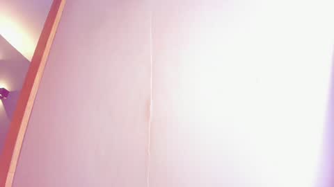 Ella online show from February 1, 2025, 7:26 am