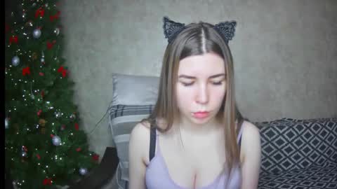 EllaNuar online show from January 21, 2025, 6:11 am