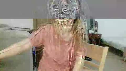 Snapshot of ellavoyage chatting on February 5, 2026, 5:39 pm Hey EveryoneIm Ella Glad to see you in my room online show from February 5, 2026, 5:39 pm