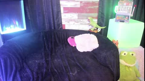 ELLE online show from January 22, 2025, 10:59 pm