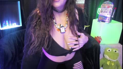 ELLE online show from January 30, 2025, 11:13 pm