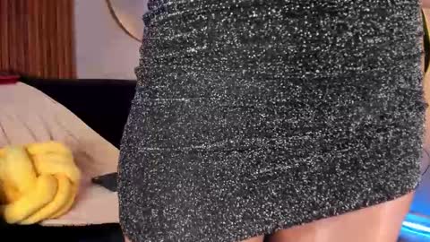 Elle online show from March 12, 2026, 10:16 pm